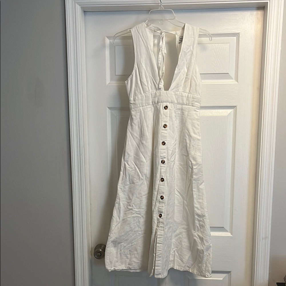 Elegant White Button-Down Dress
